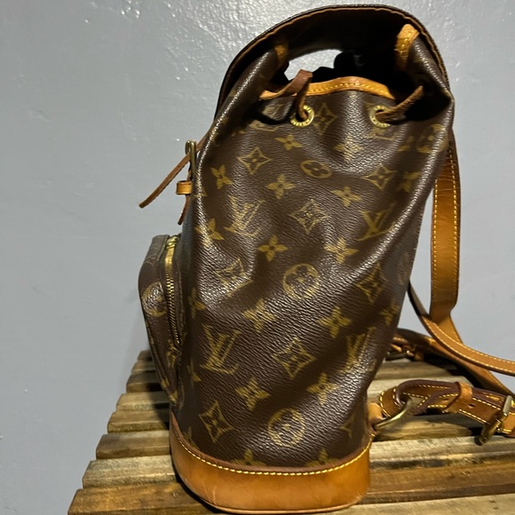 Louis Vuitton Montsouris Monogram Canvas Backpack Brown - Picture 2 of 10